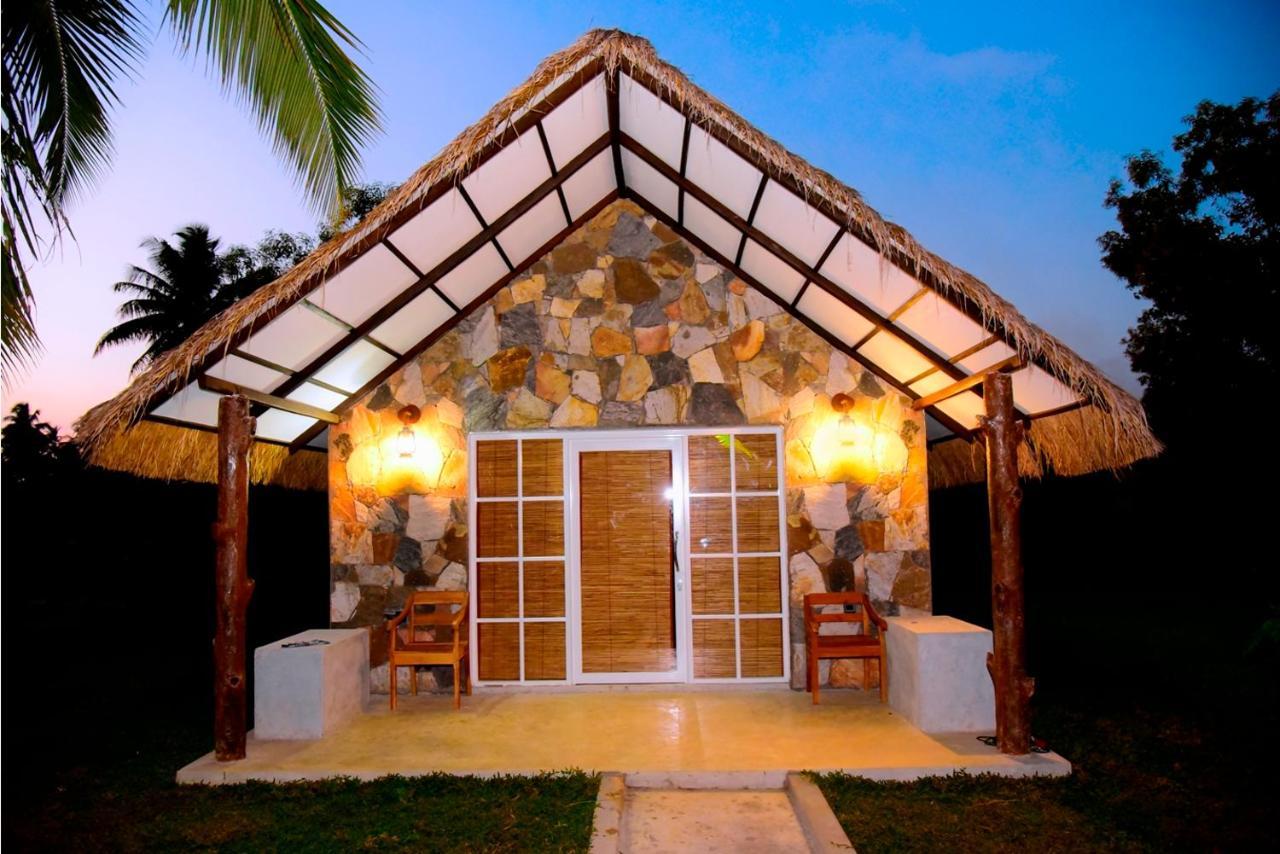 Coco Village Hotel Chilaw Bangadeniya Luaran gambar