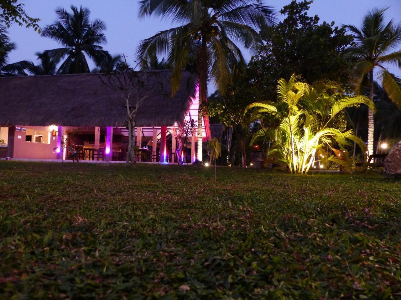 Coco Village Hotel Chilaw Bangadeniya Luaran gambar