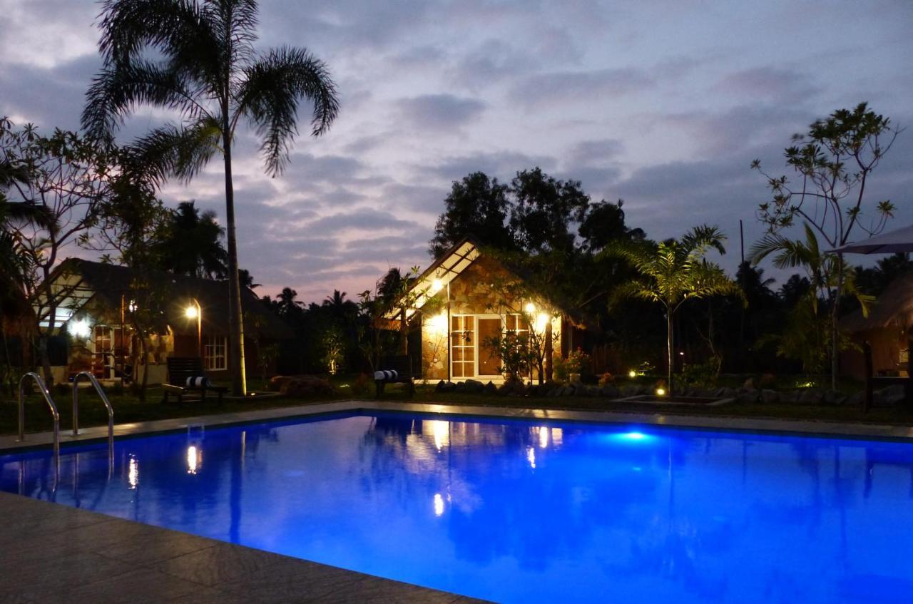 Coco Village Hotel Chilaw Bangadeniya Luaran gambar