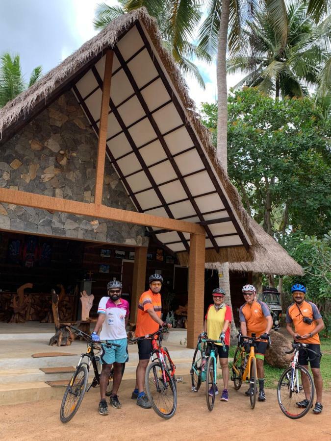 Coco Village Hotel Chilaw Bangadeniya Luaran gambar